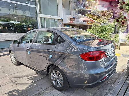 جک J4 اتوماتیک - 1404