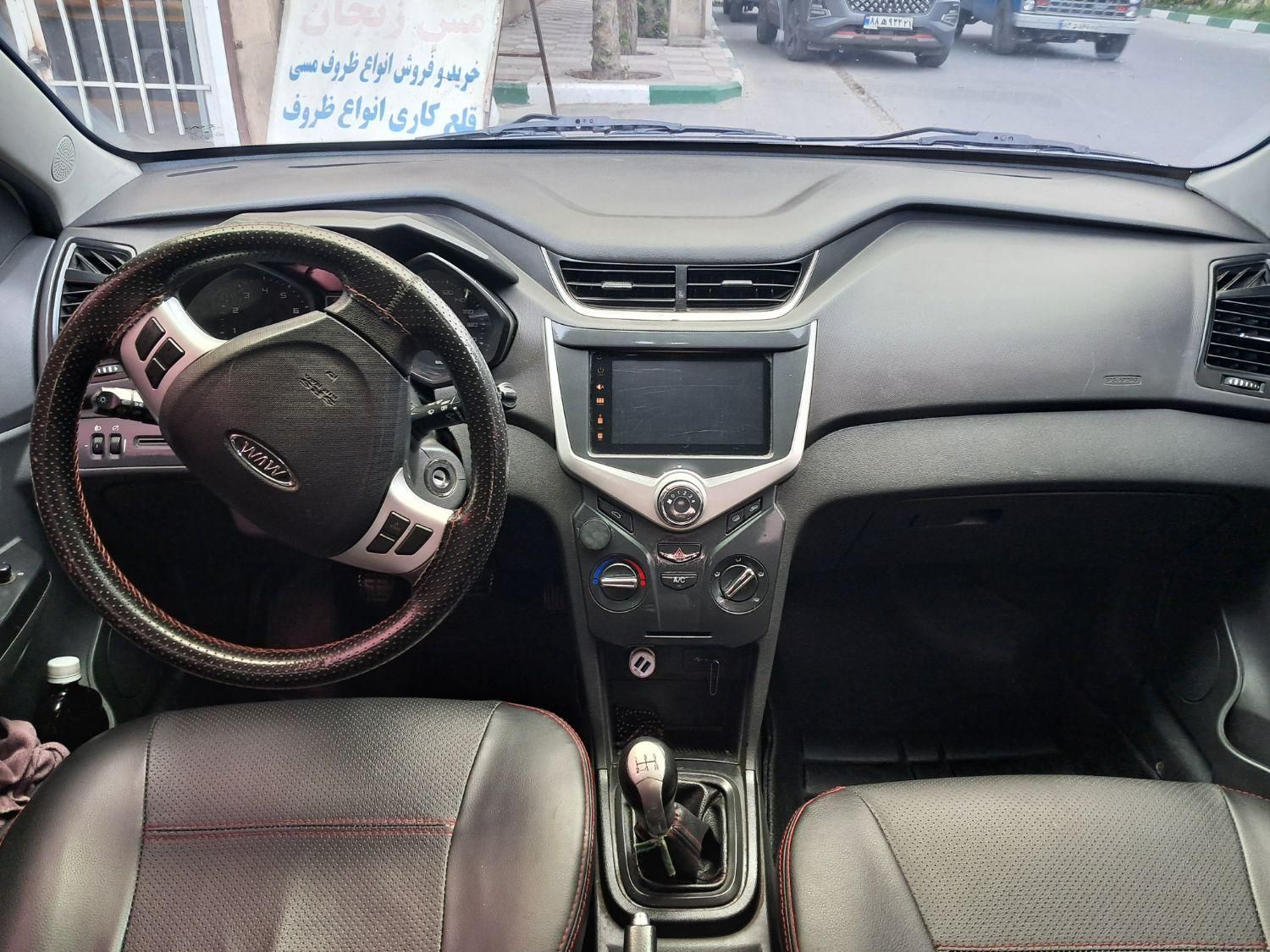 ام وی ام 315 هاچ بک اسپرت اکسلنت - 2017