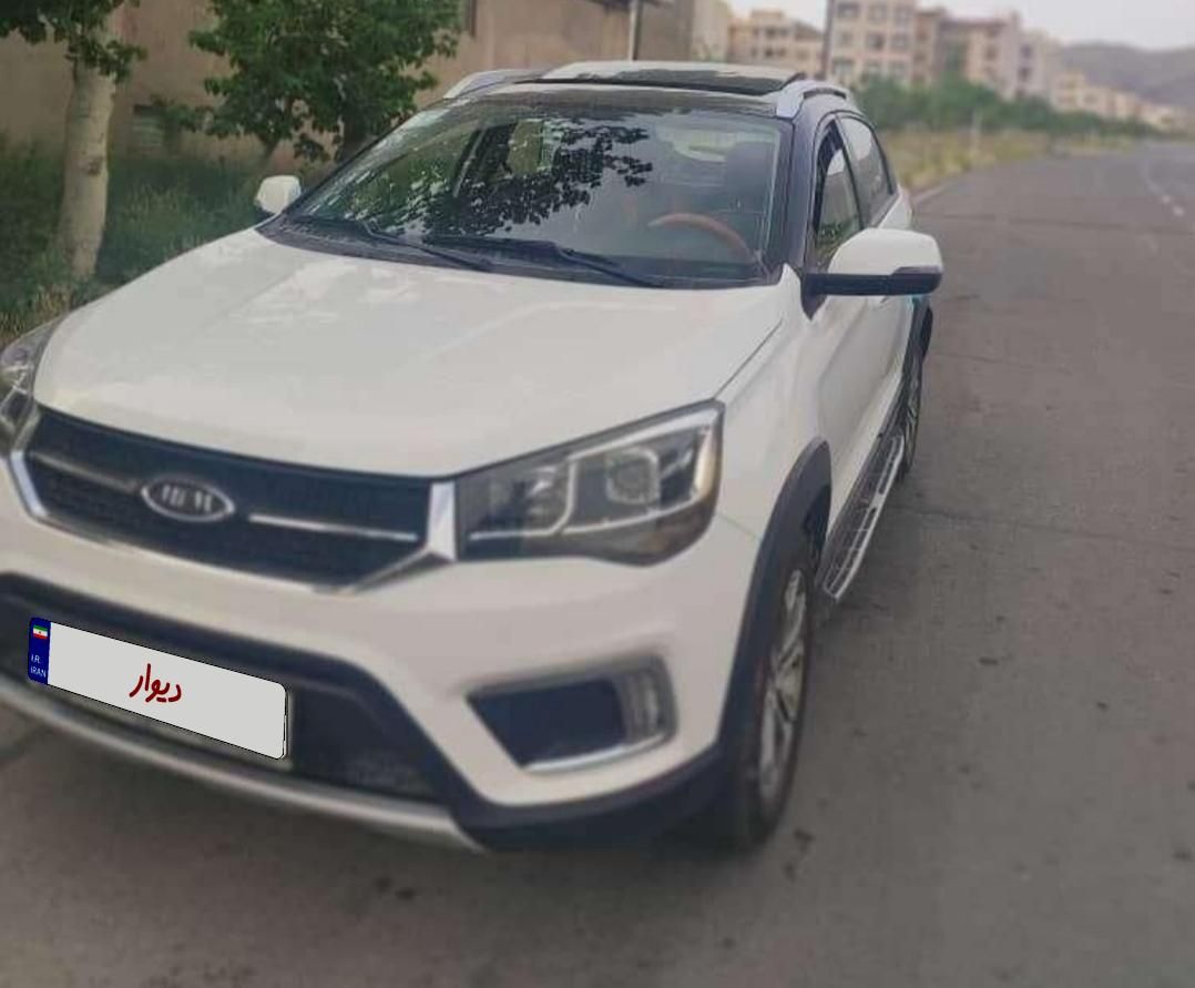 خودرو ام وی ام، X22 آگهی ann_18052399