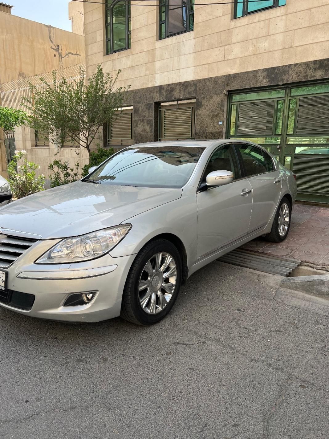 خودرو هیوندای، جنسیس آگهی ann_18052401