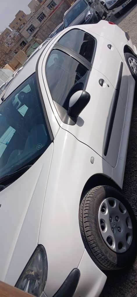 پژو 206 SD v8 - 1390