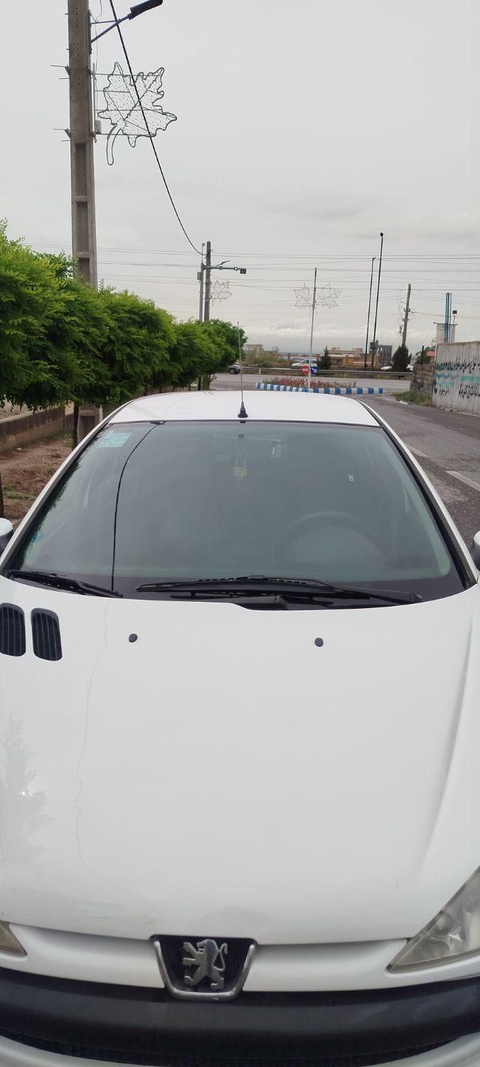 پژو 206 SD v8 - 1396