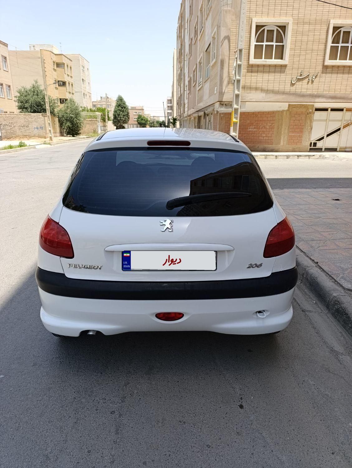 پژو 206 تیپ 2 - 1390
