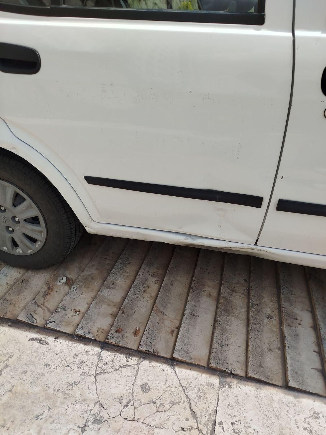 تیبا صندوق دار SX - 1398