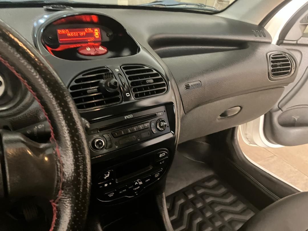 پژو 206 SD v8 - 1395