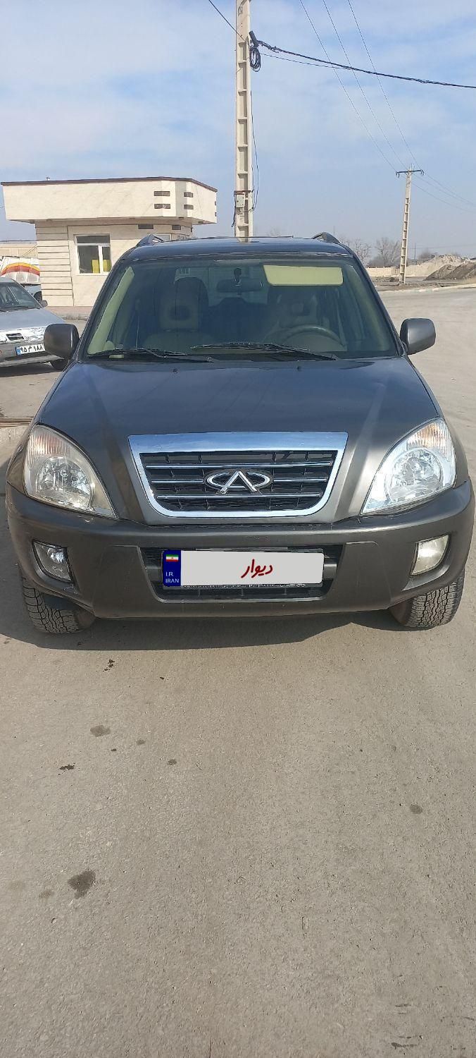 ام وی ام X33 دنده‌ای ساده - 2012