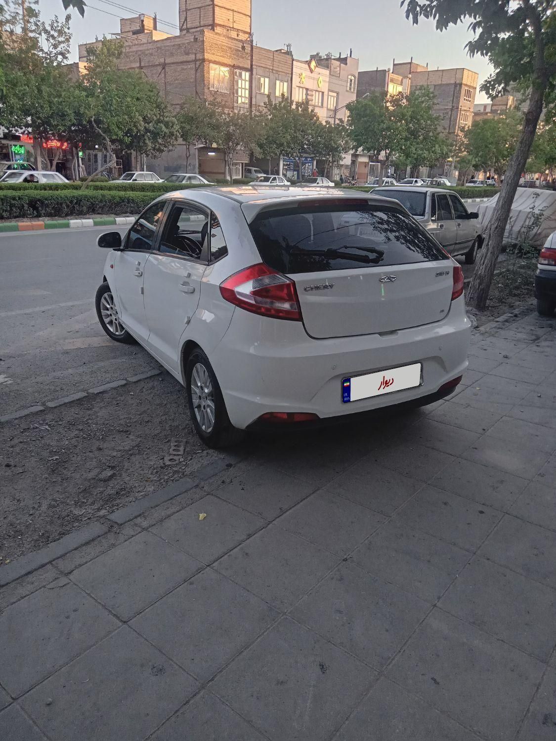 خودرو ام وی ام، 315 هاچ بک آگهی ann_18053458