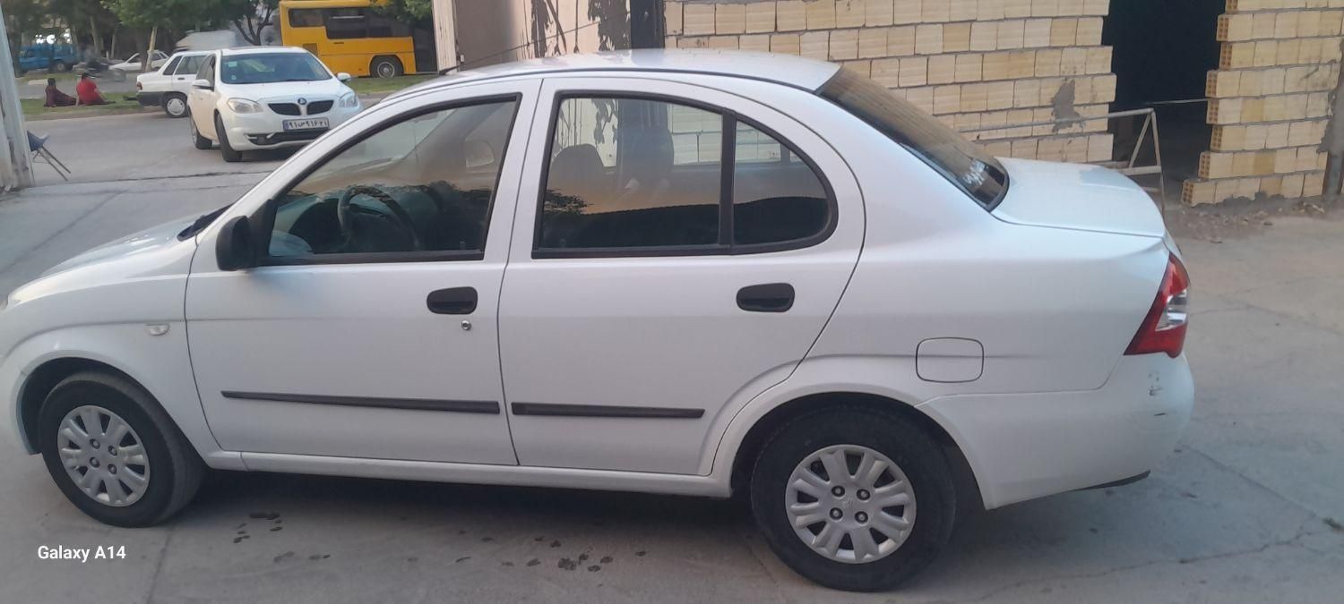 تیبا صندوق دار SX - 1400