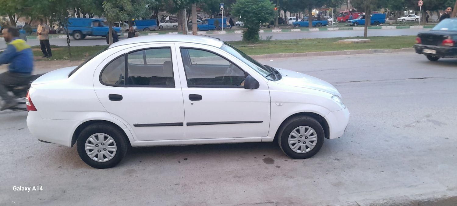 تیبا صندوق دار SX - 1400
