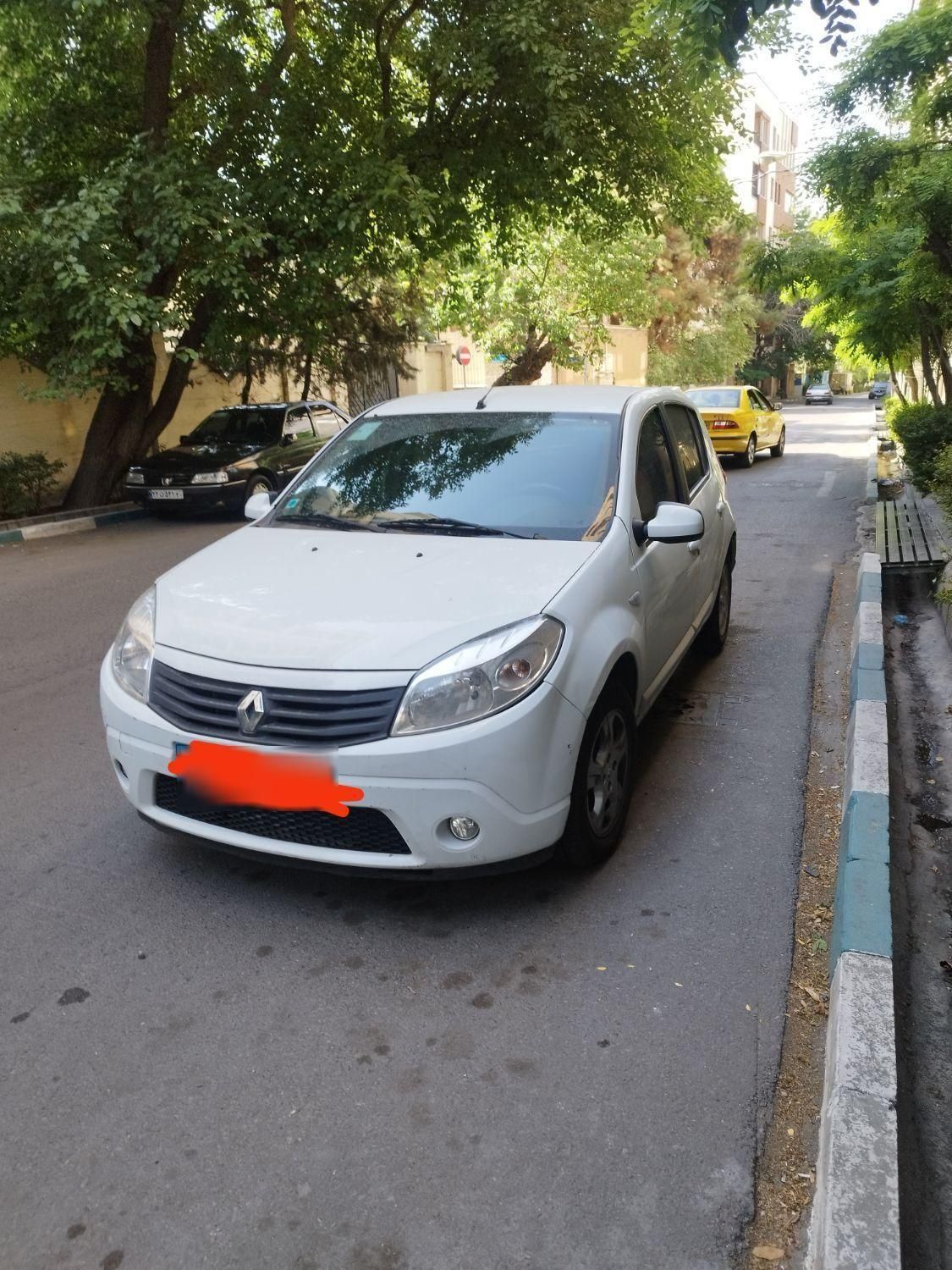 خودرو رنو، ساندرو آگهی ann_18055717