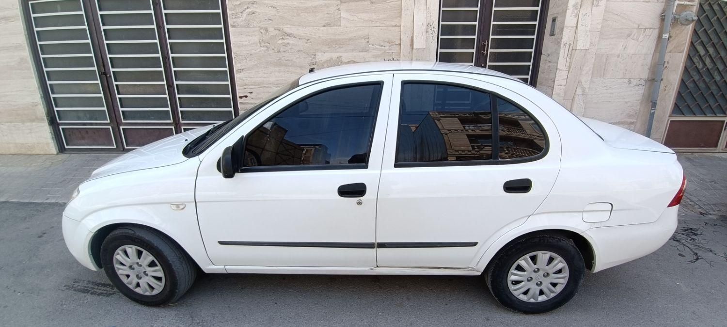 تیبا صندوق دار EX - 1395