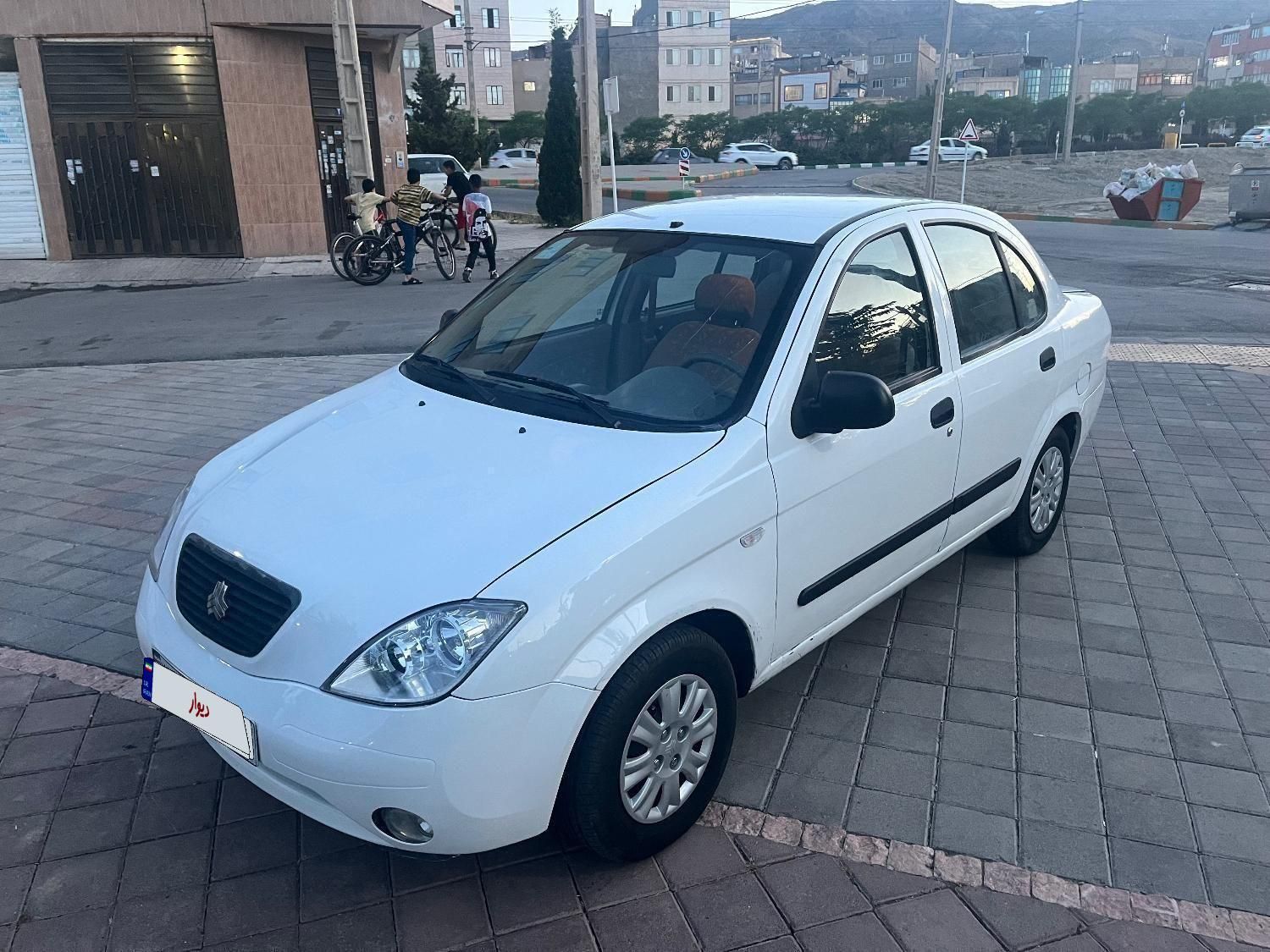 تیبا صندوق دار SX - 1394