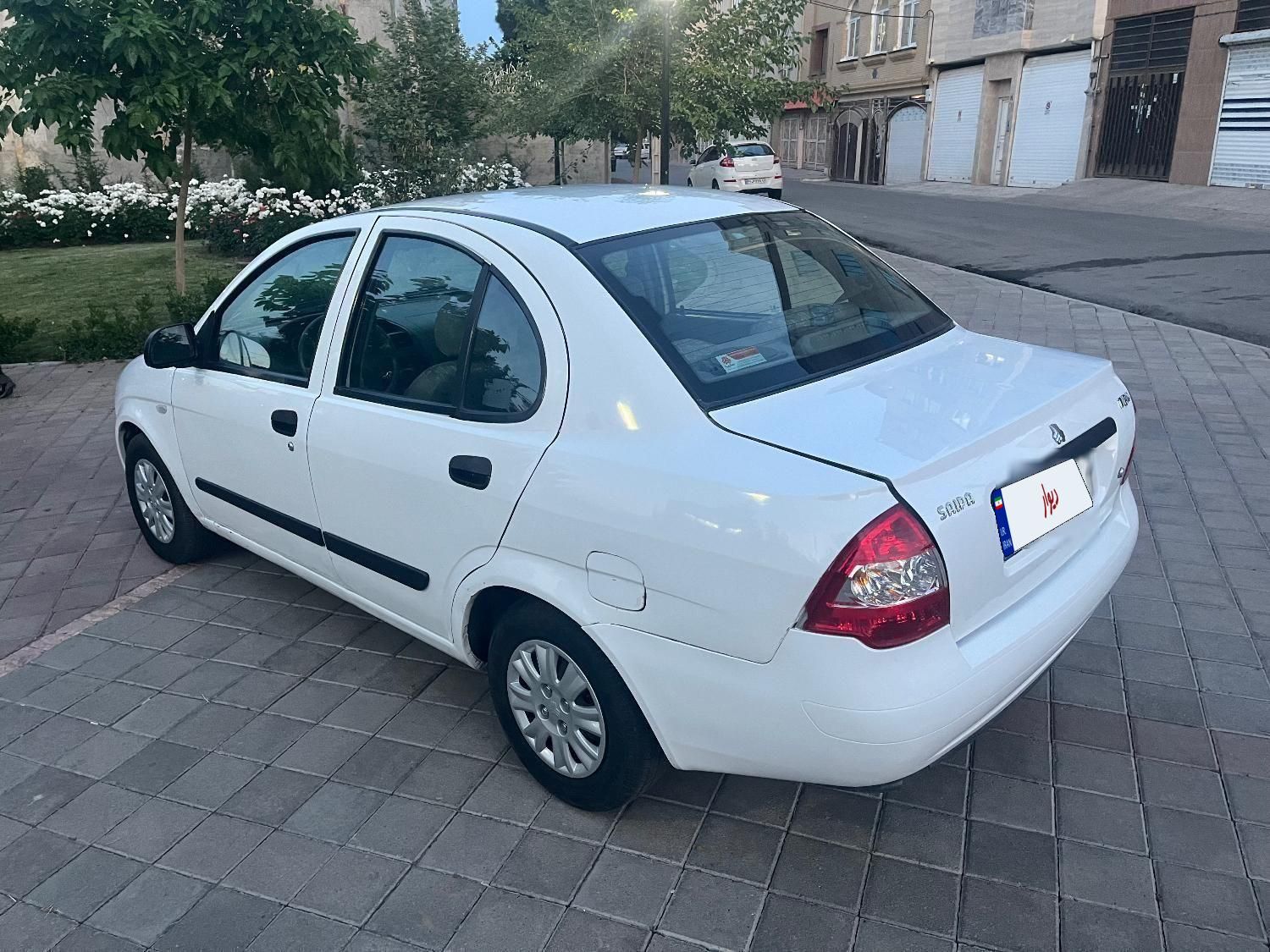 تیبا صندوق دار SX - 1394