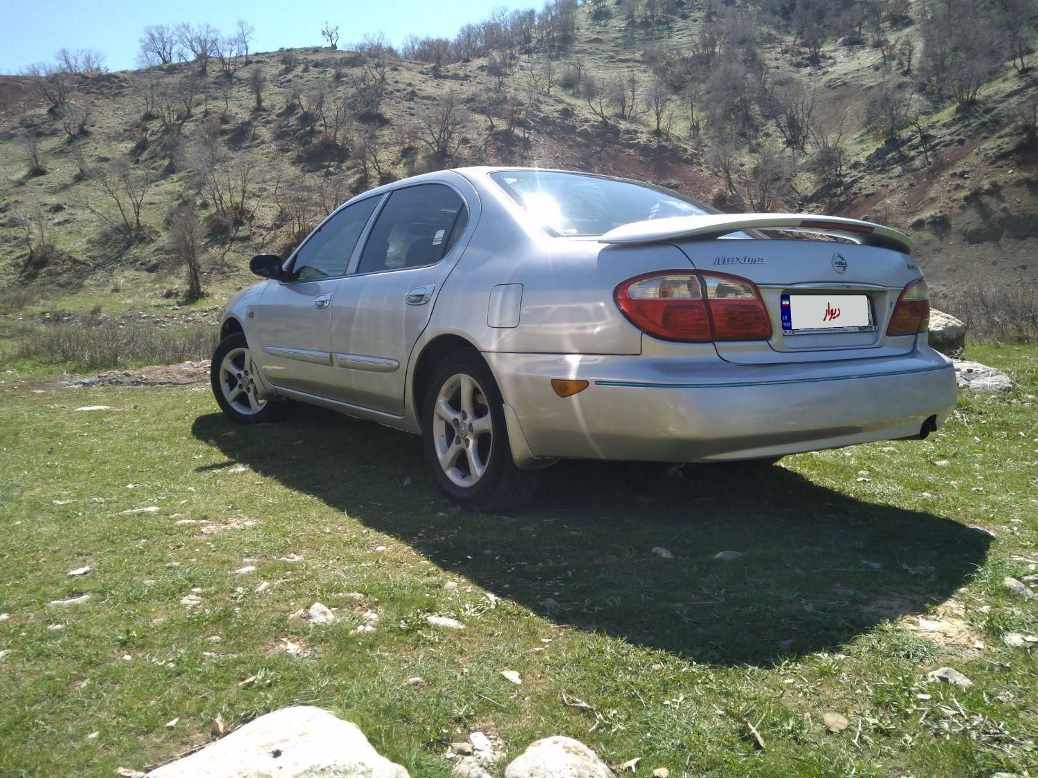 نیسان ماکسیما دنده‌ای - 2003