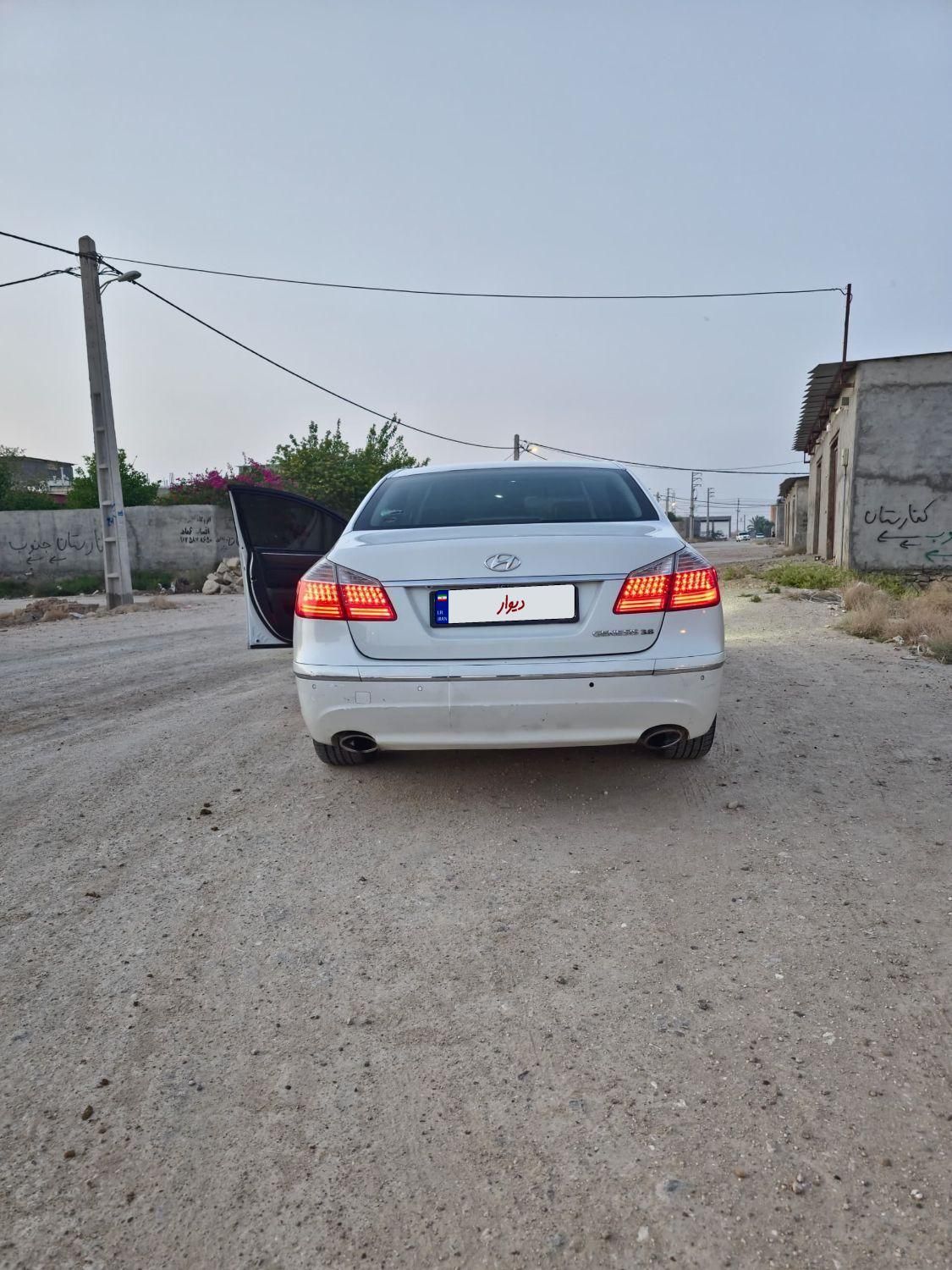 هیوندای جنسیس فول - 2011