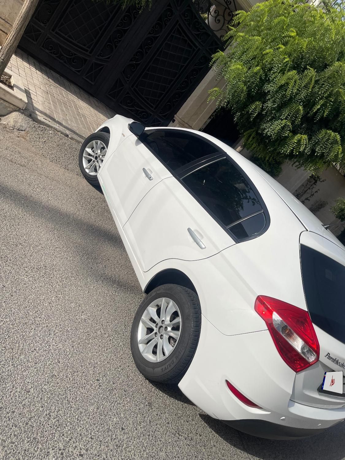 خودرو برلیانس، H320 آگهی ann_18058792
