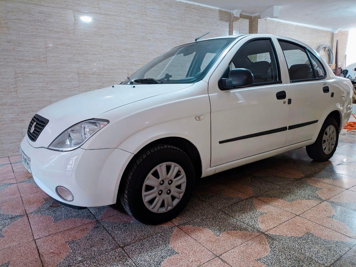 تیبا صندوق دار SX - 1400