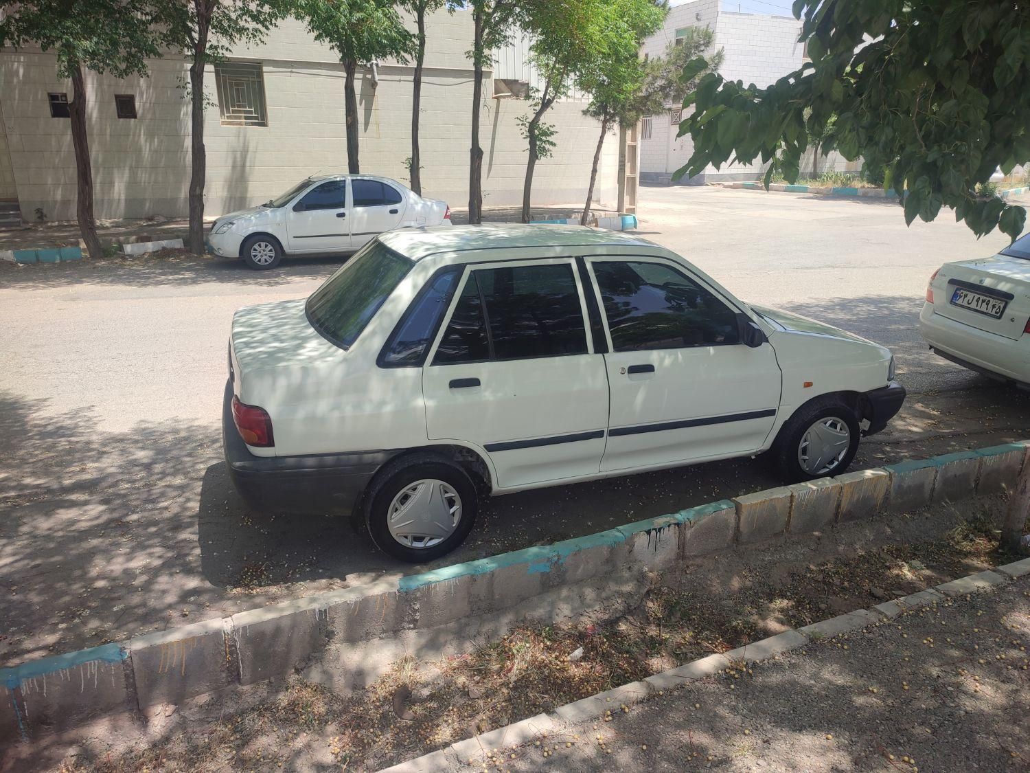 پراید صبا دنده‌ای - 1375