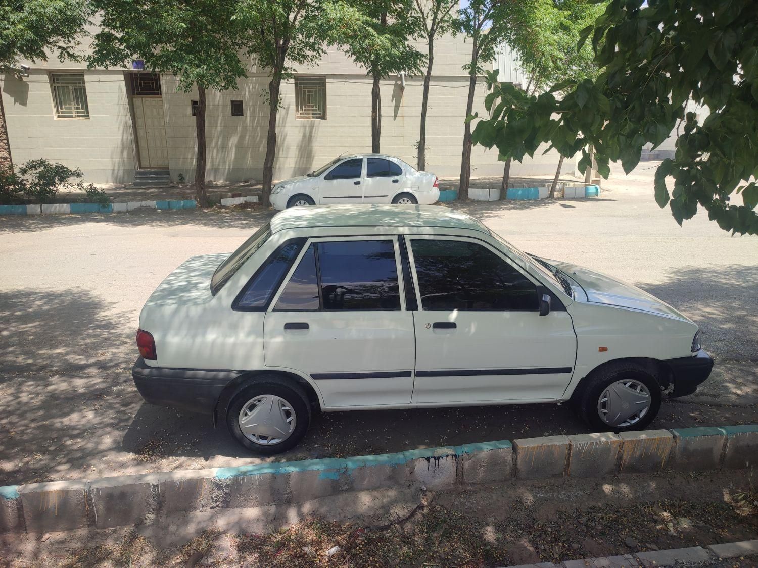پراید صبا دنده‌ای - 1375