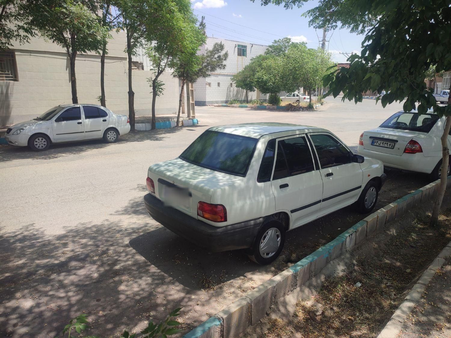 پراید صبا دنده‌ای - 1375
