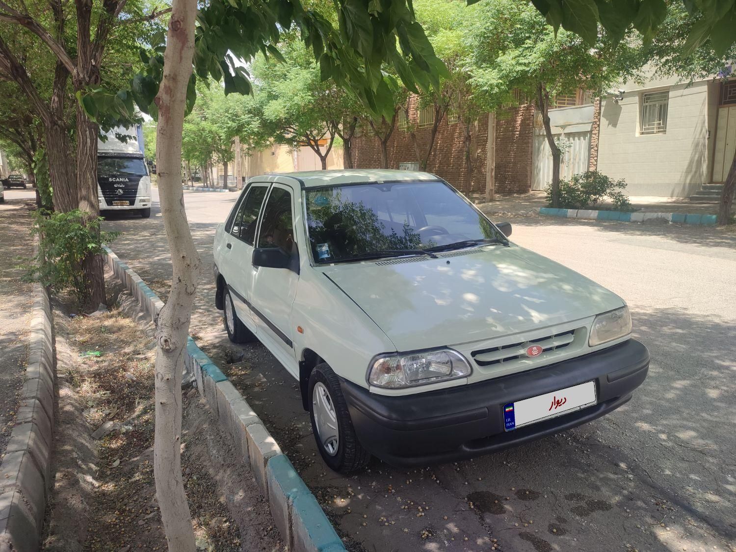 پراید صبا دنده‌ای - 1375