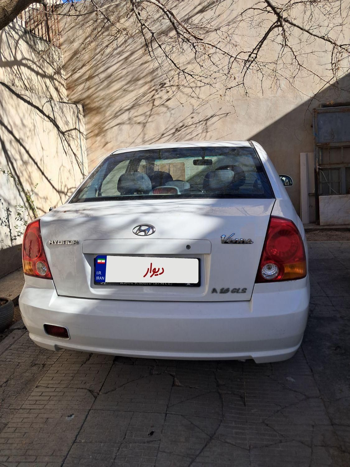 هیوندای ورنا اتوماتیک - 2010