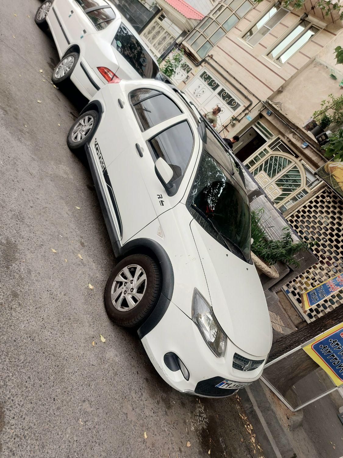 خودرو کوییک، R آگهی ann_18060756