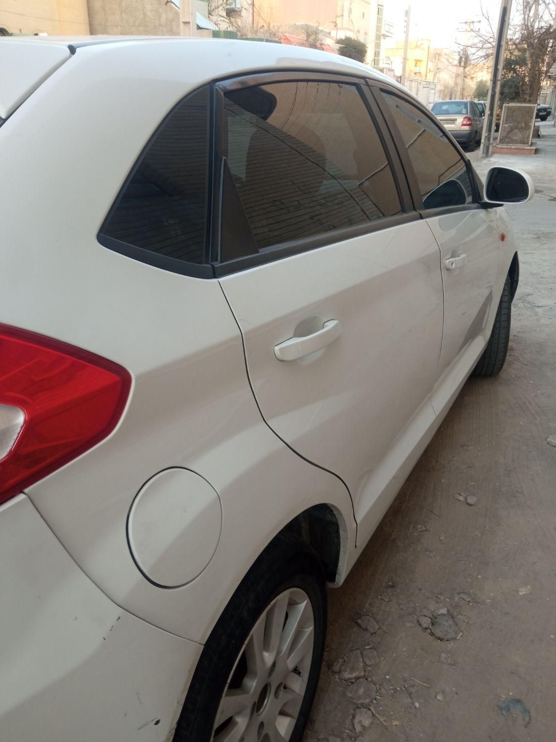ام وی ام 315 هاچ بک ساده دنده ای - 2015