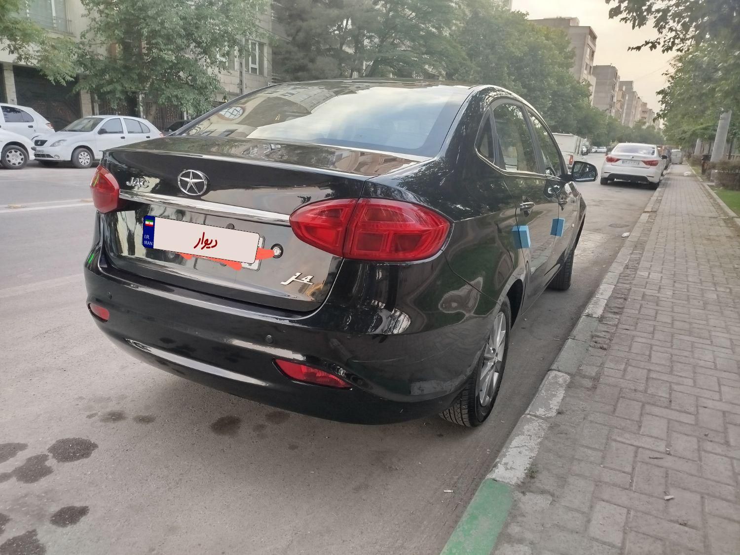 خودرو جک، J4 آگهی ann_18061638
