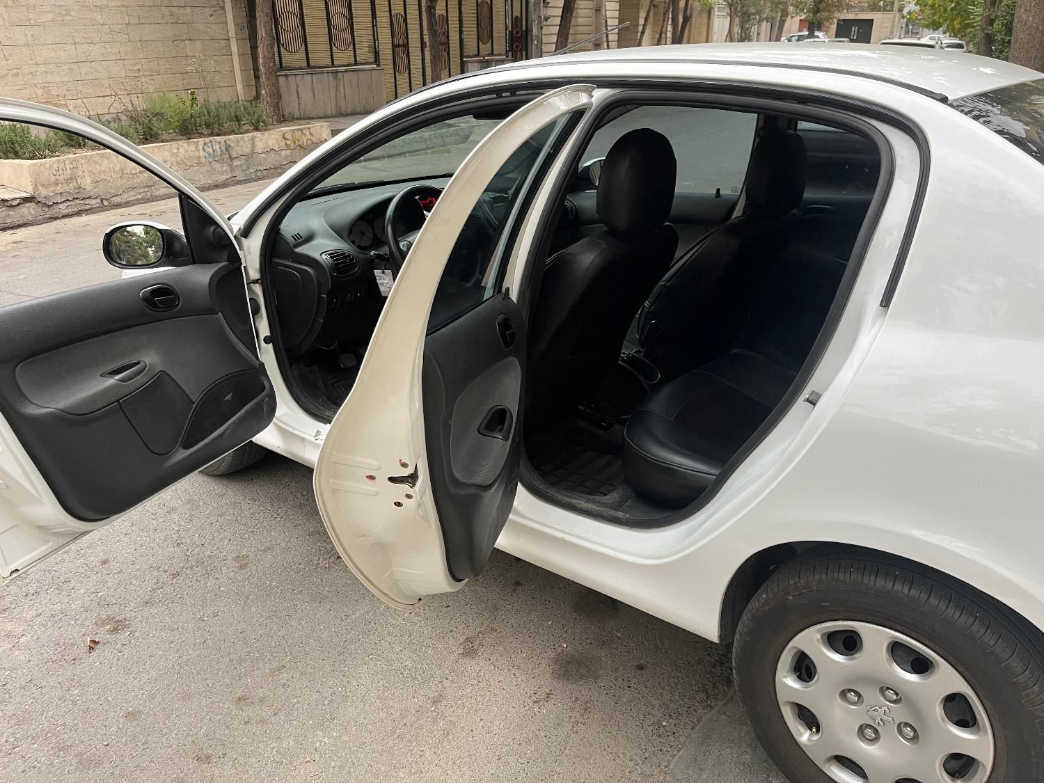 پژو 206 SD v8 - 1396