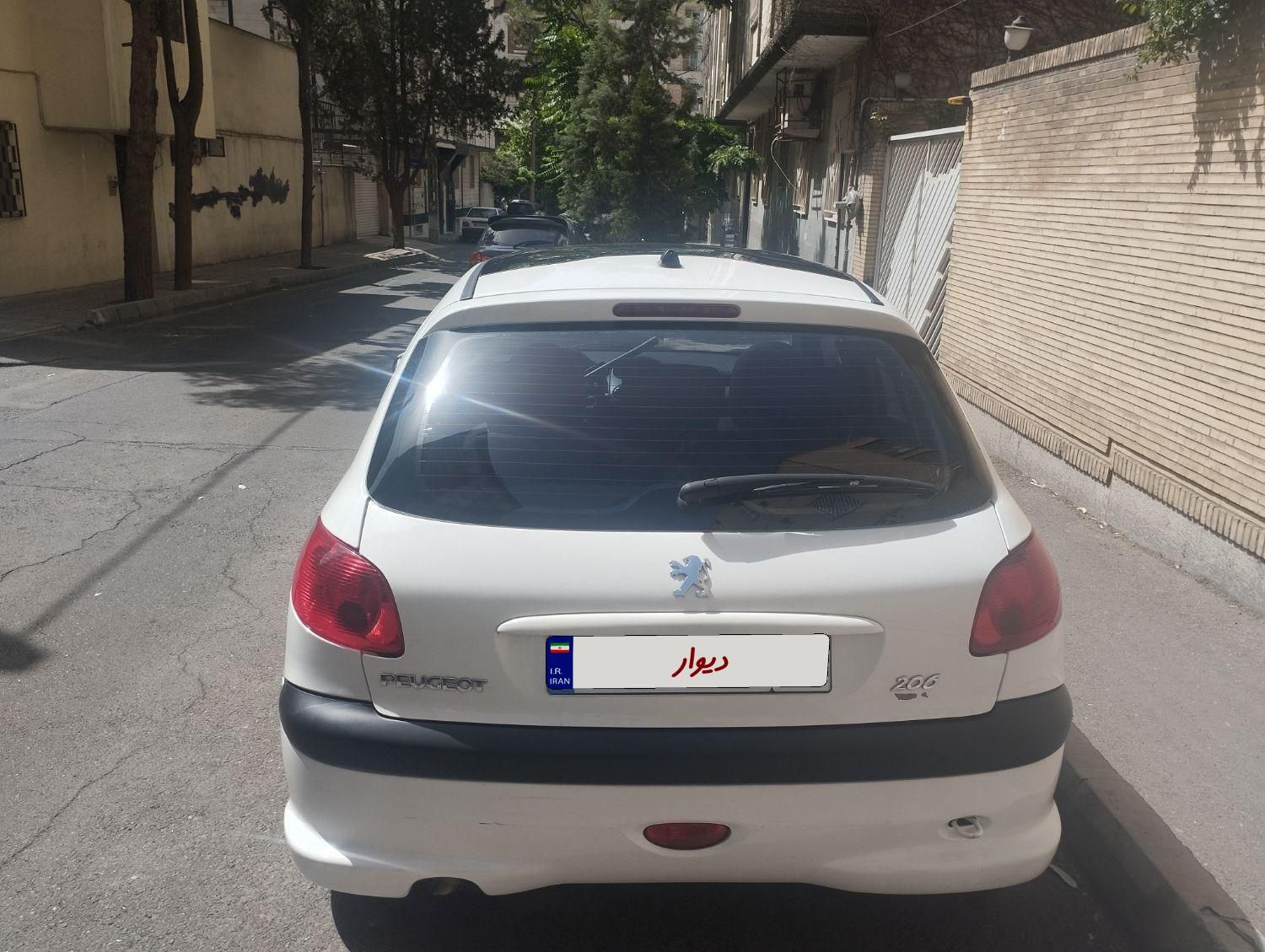 پژو 206 تیپ 3 - 1401