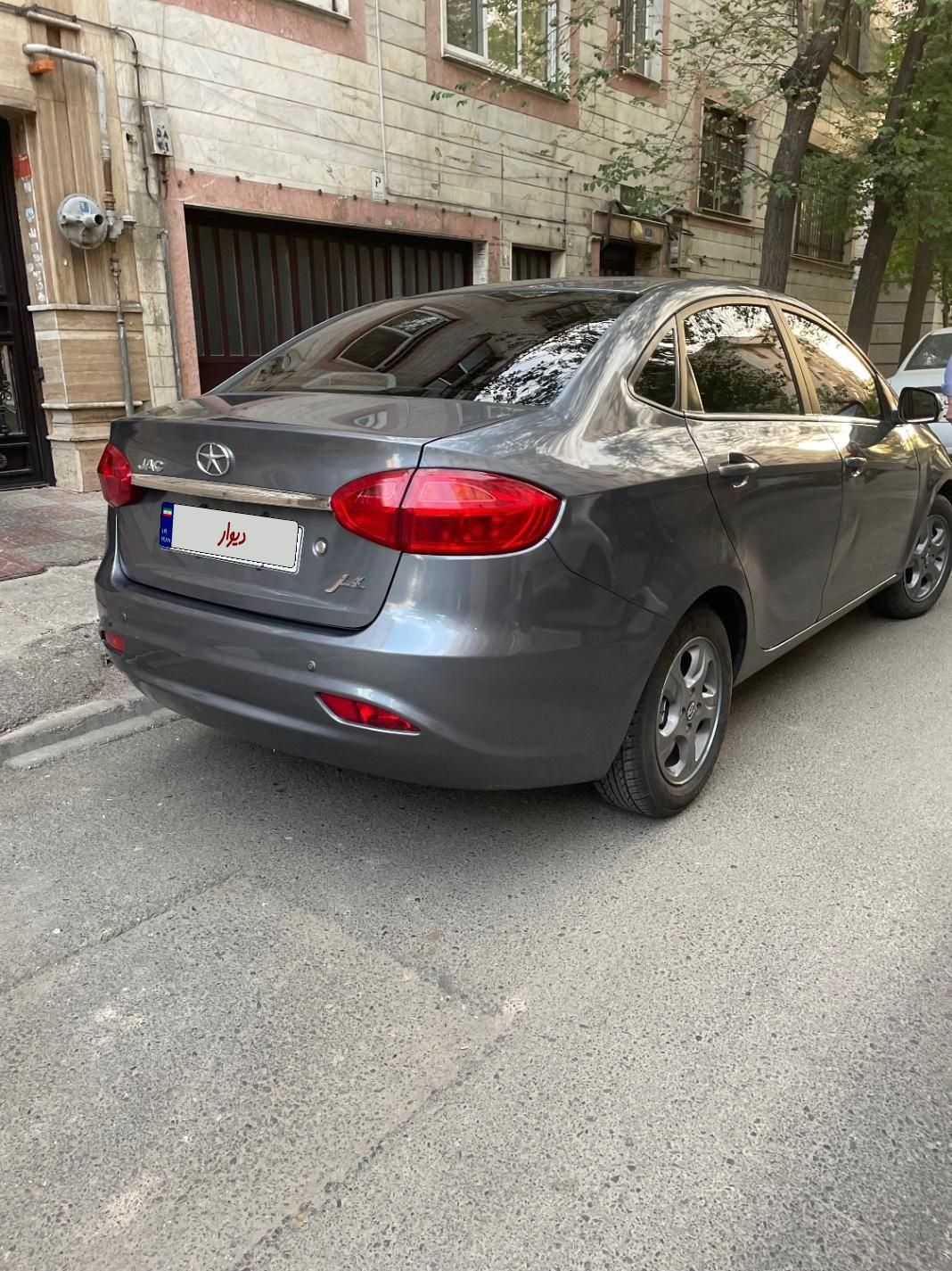 جک J4 اتوماتیک - 2023