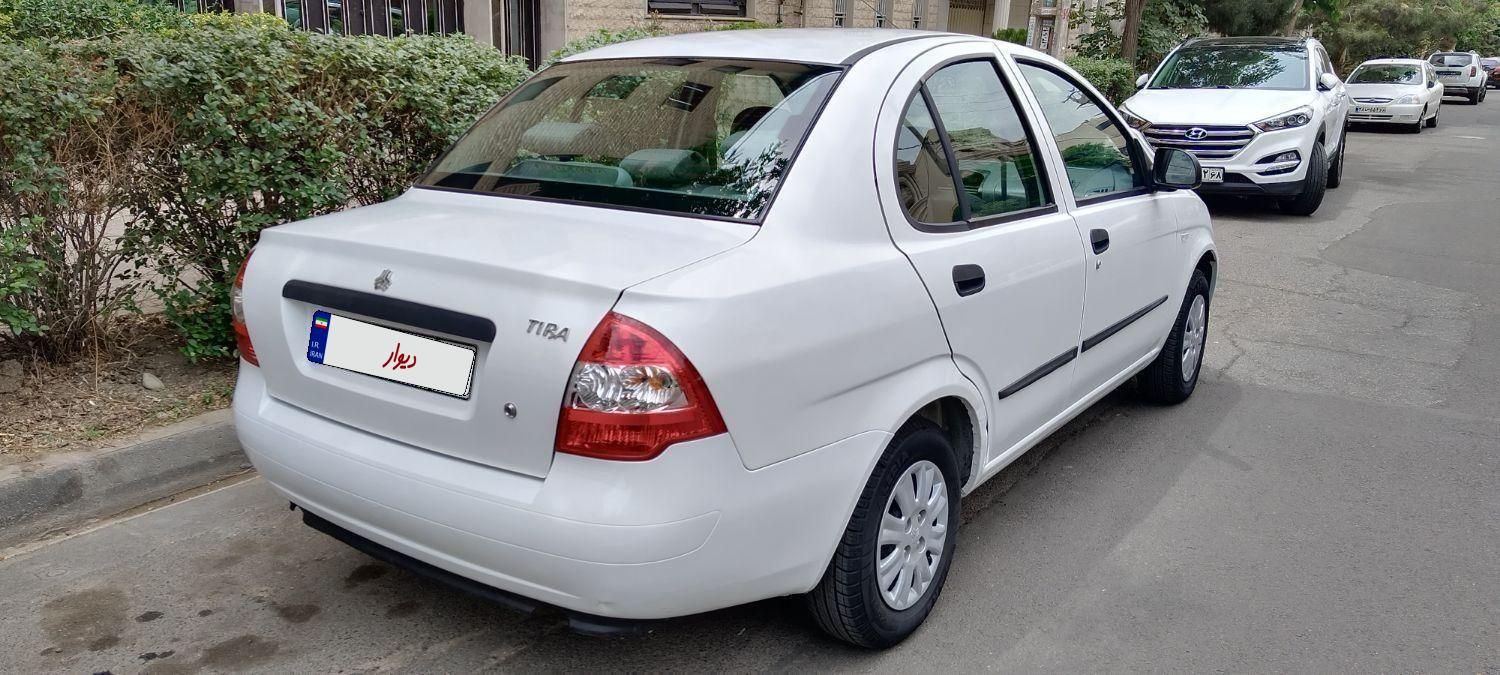 تیبا صندوق دار SX - 1400