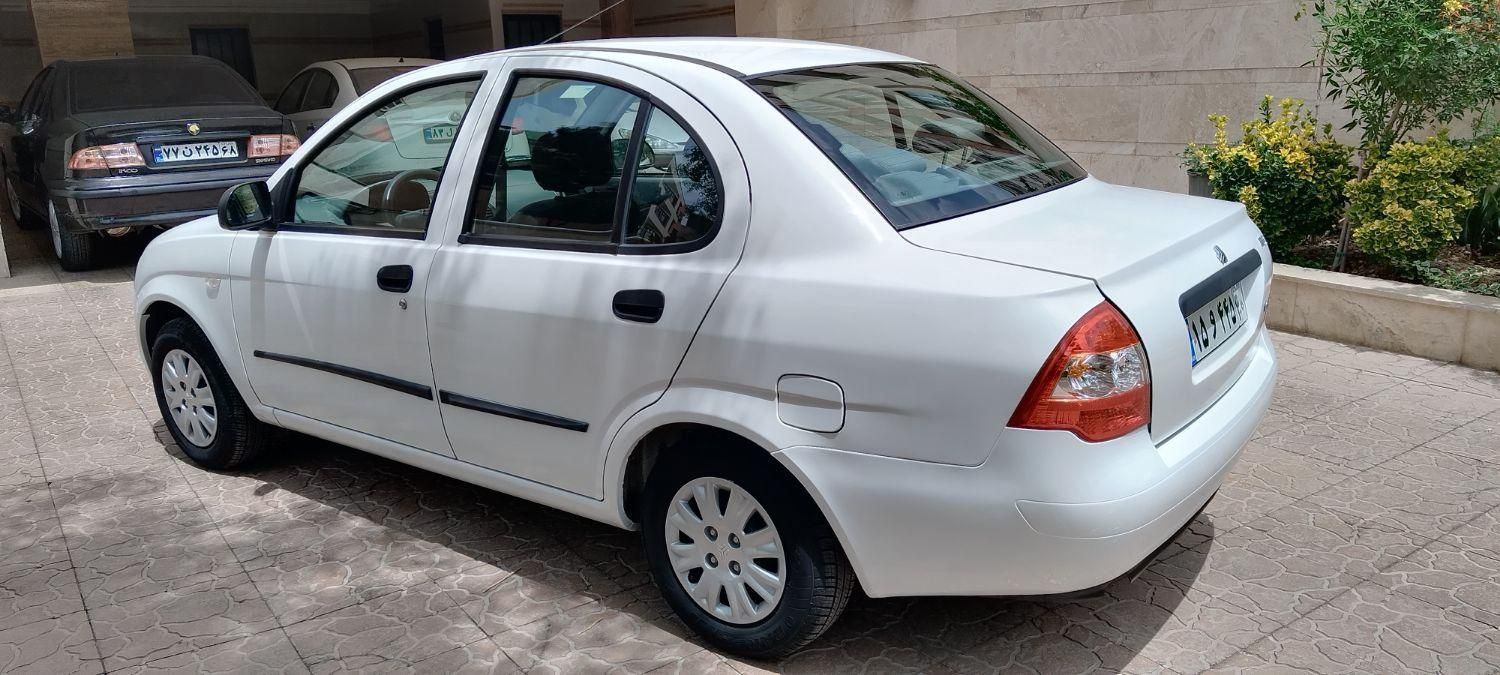 تیبا صندوق دار SX - 1400