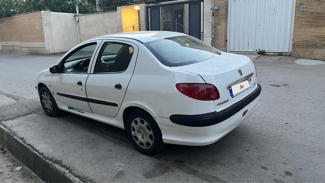 پژو 206 SD v8 - 1395