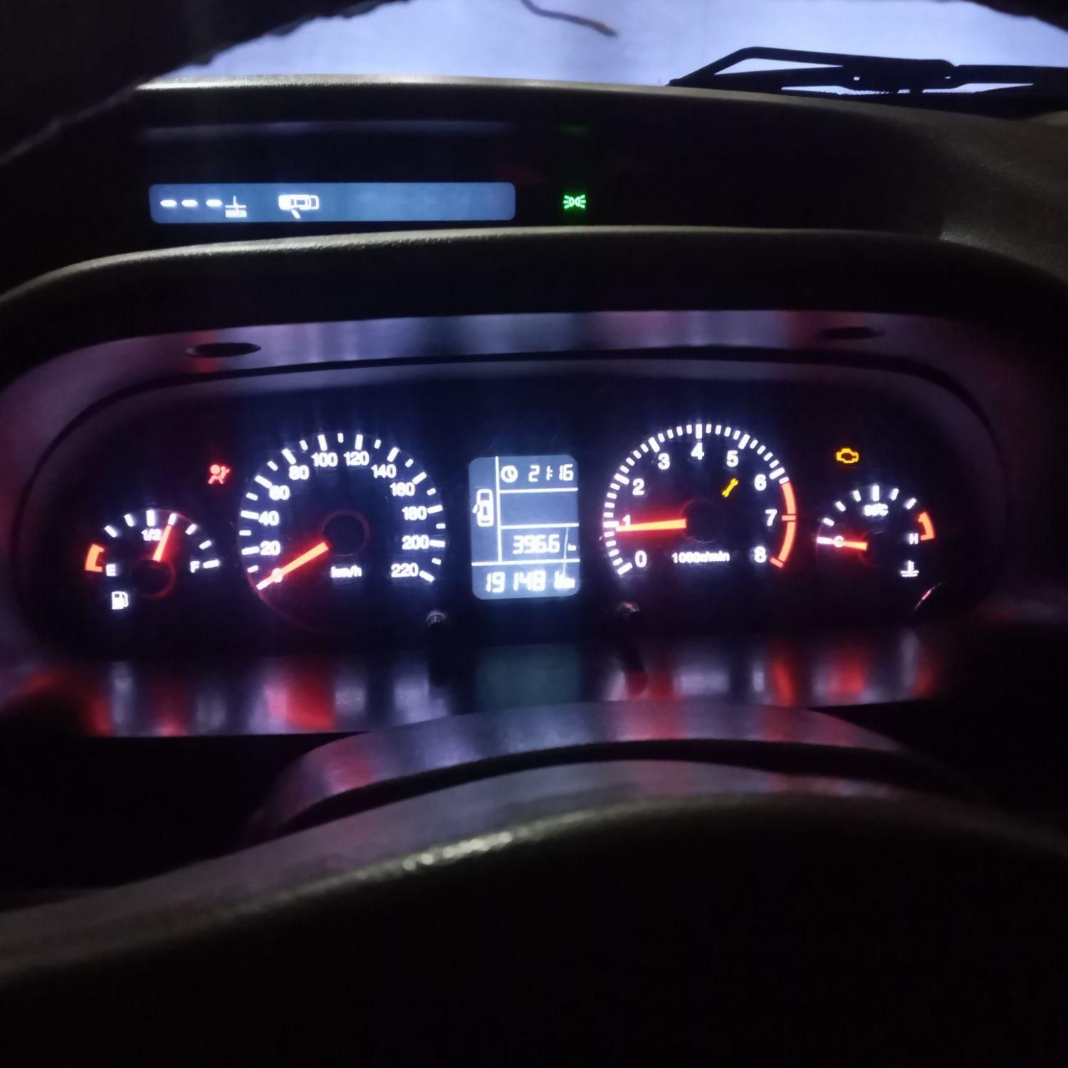 ام وی ام 315 هاچ بک ساده دنده ای - 2012