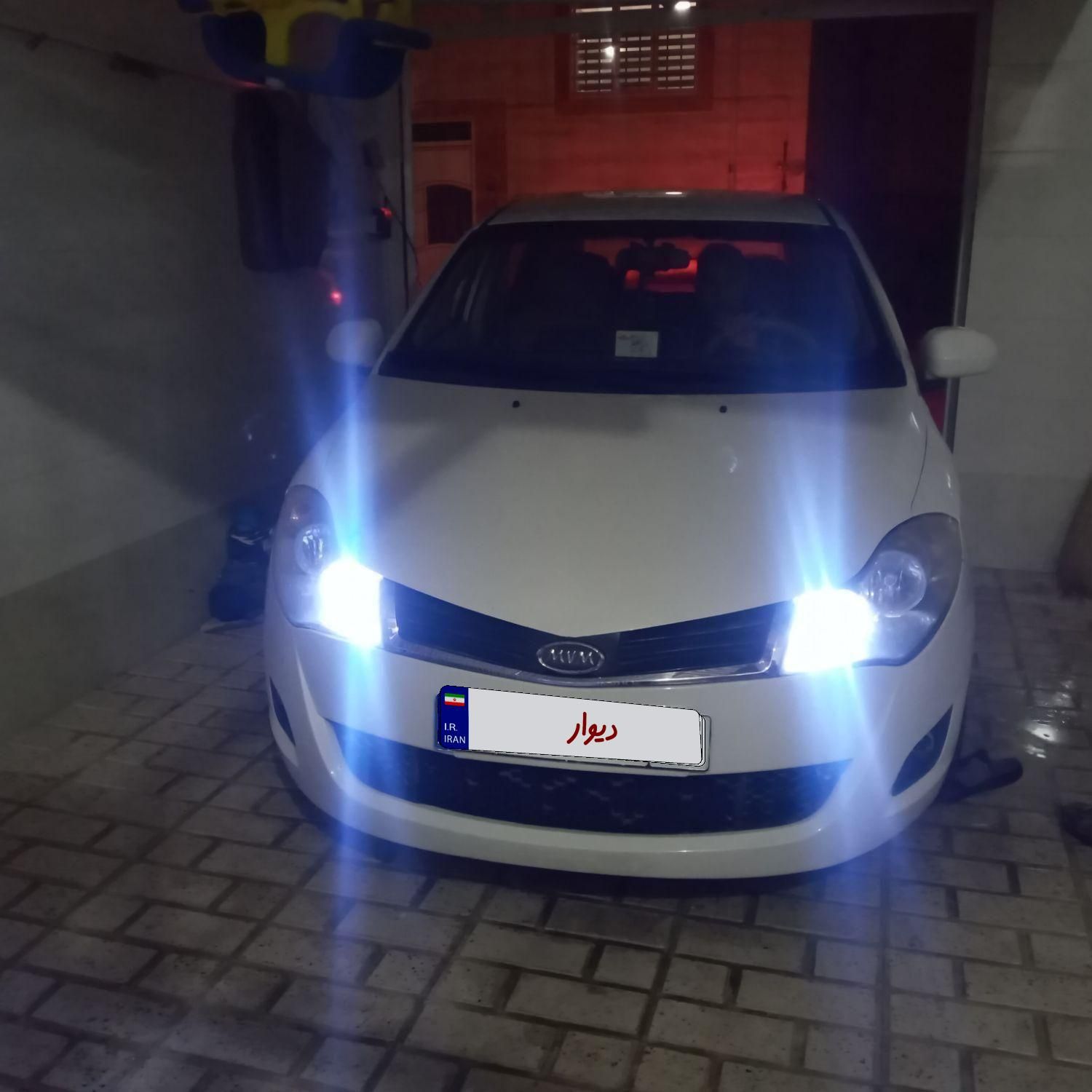 ام وی ام 315 هاچ بک ساده دنده ای - 2012