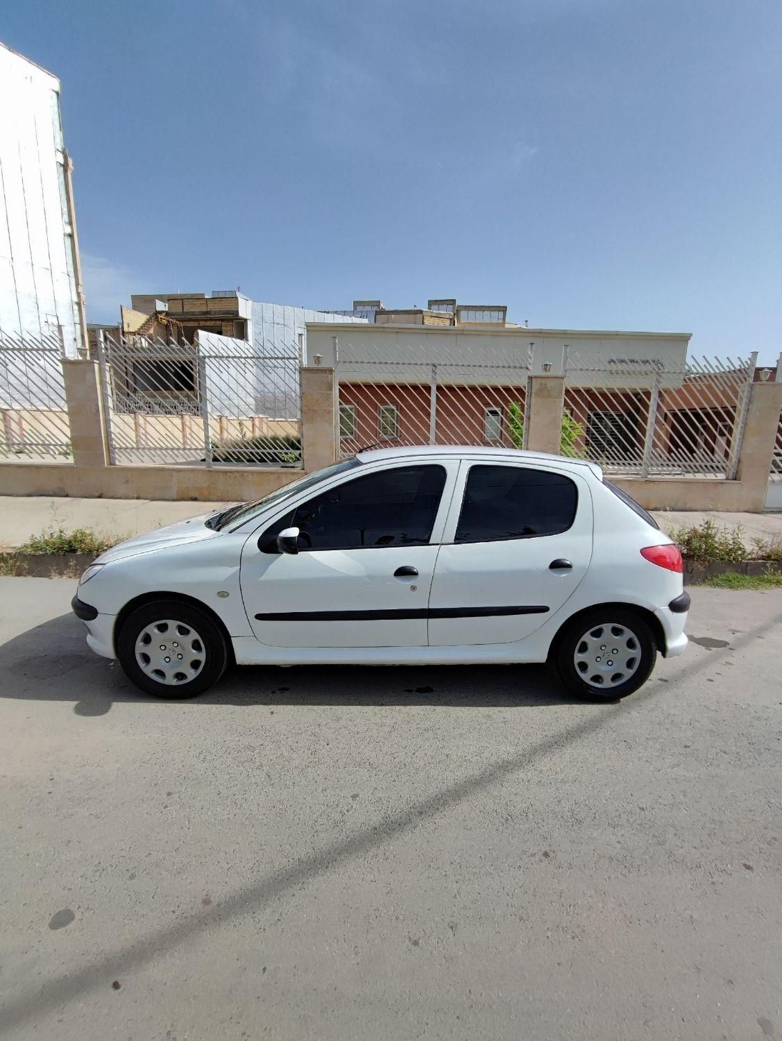 پژو 206 تیپ 5 - 1395