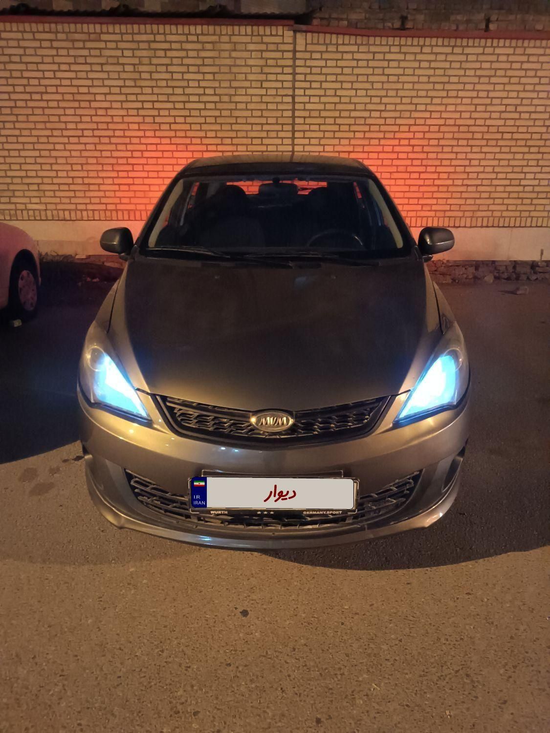 ام وی ام 315 هاچ بک ساده دنده ای - 2015