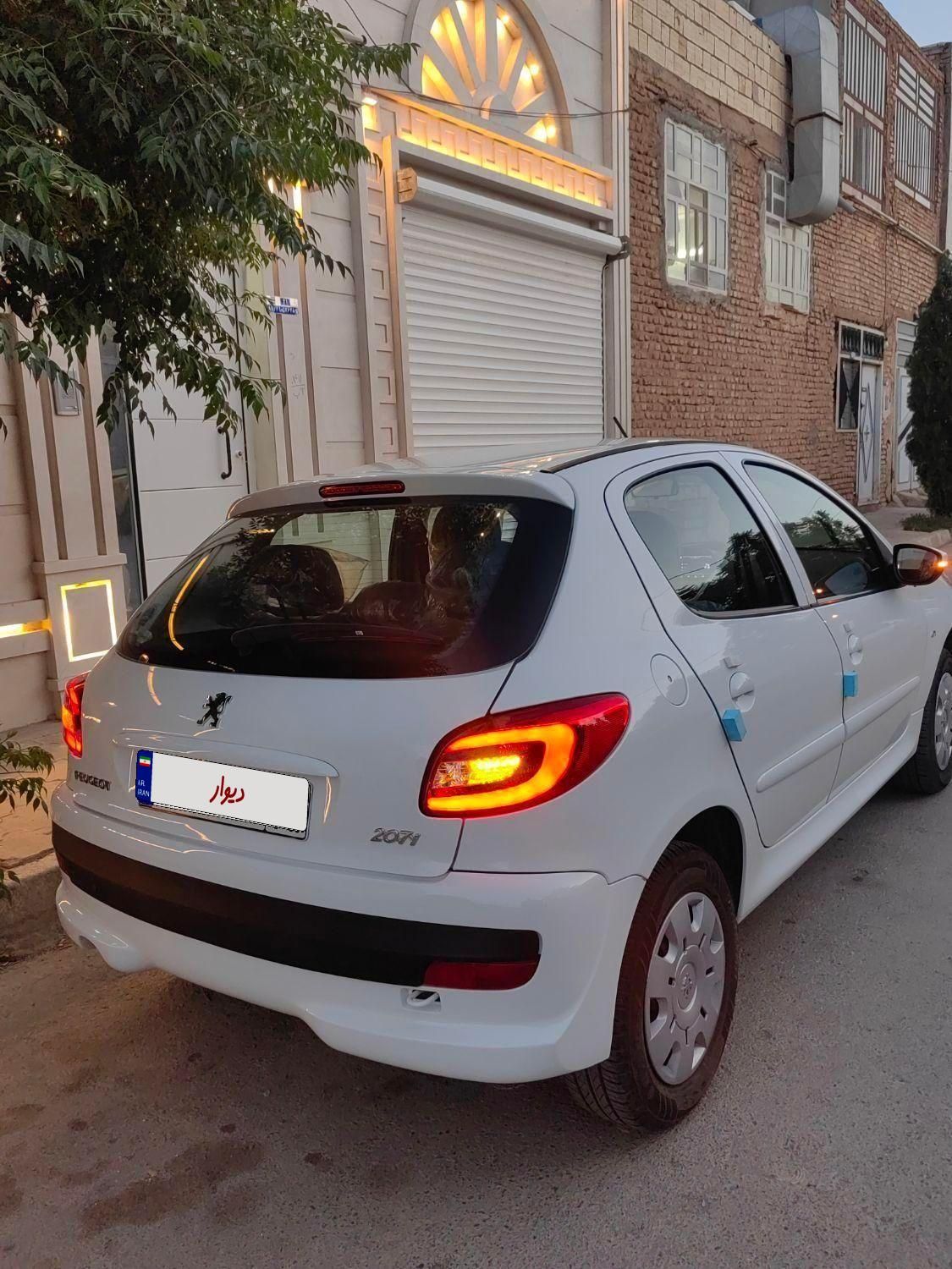 پژو 207 دنده‌ای با موتور TU3 - 1403