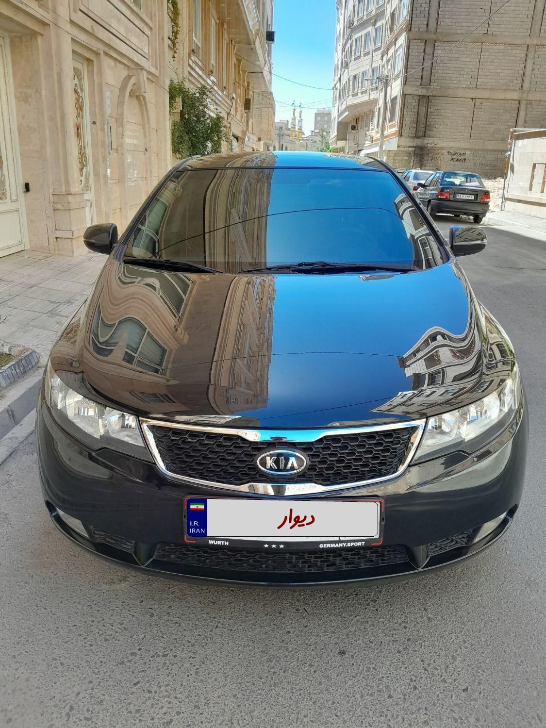 خودرو کیا، سراتو مونتاژ آگهی ann_18068839
