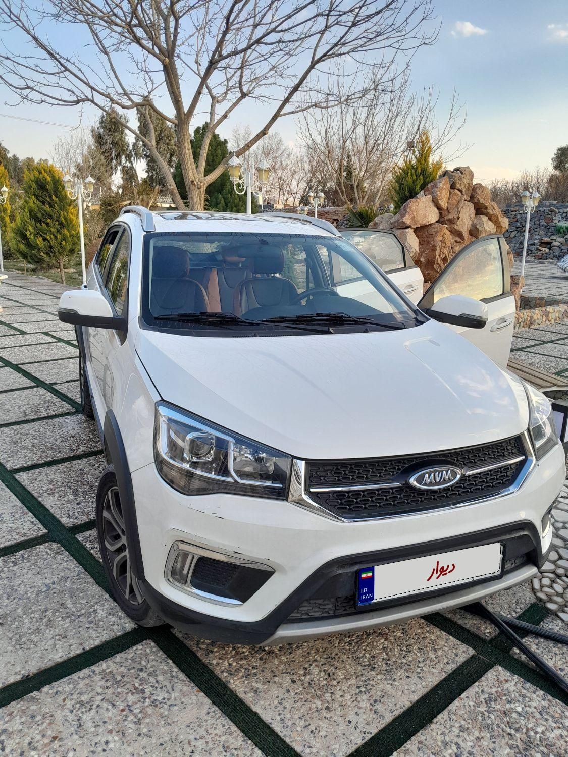خودرو ام وی ام، X22 آگهی ann_18069201