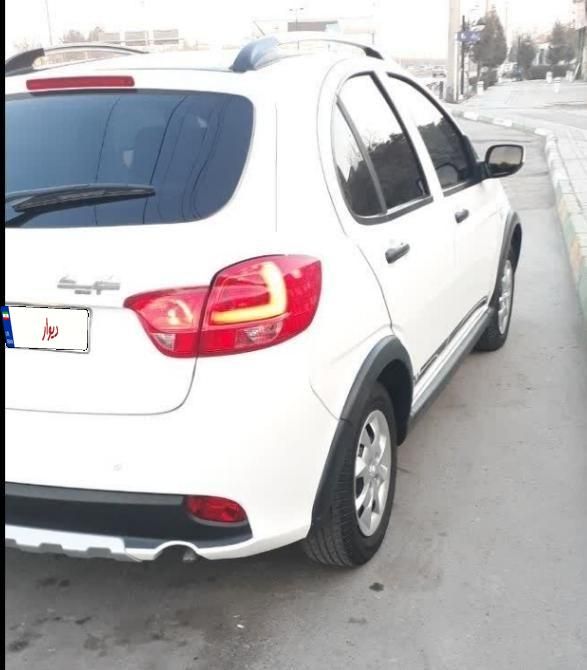کوییک R دنده‌ای - 1402
