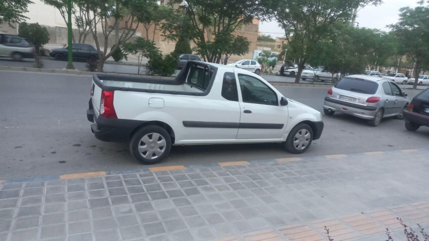 خودرو رنو، وانت آگهی ann_18071209