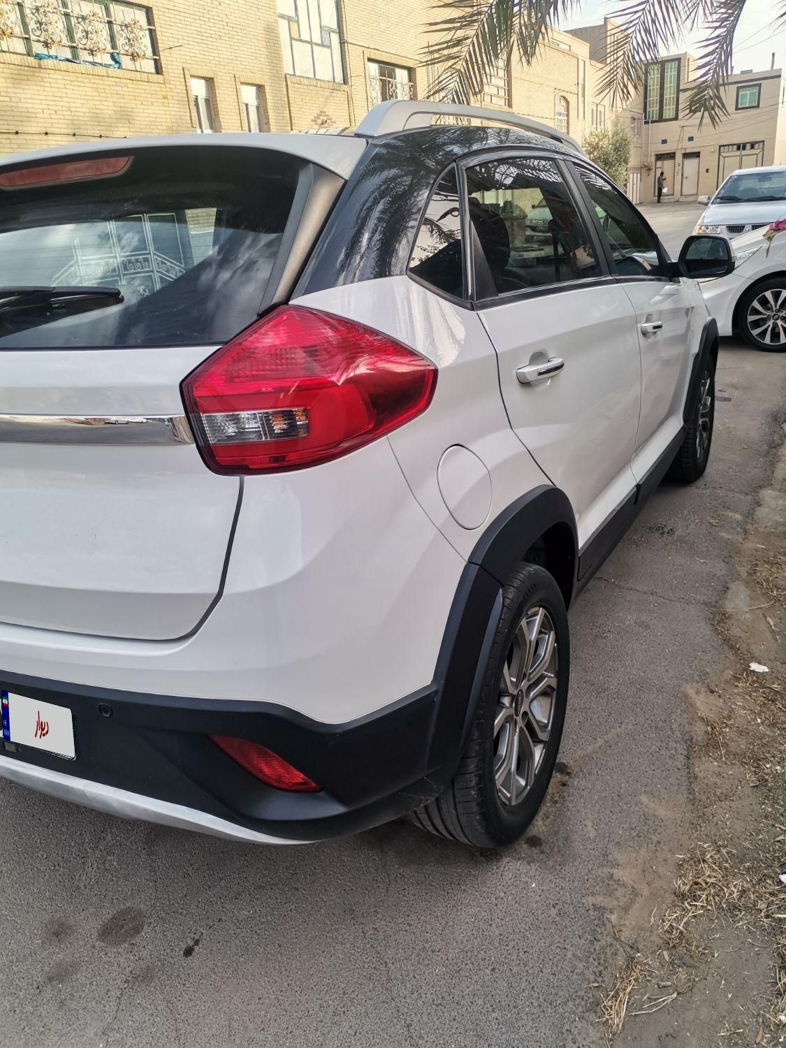 خودرو ام وی ام، X22 آگهی ann_18071870