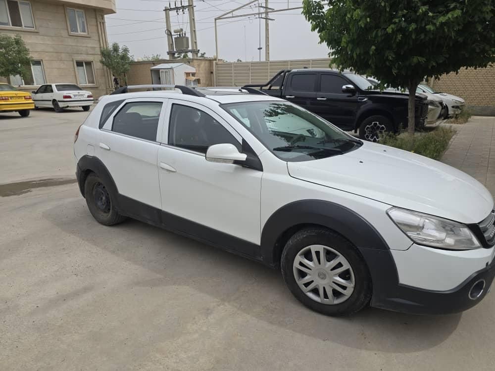 خودرو دانگ فنگ، H30 کراس آگهی ann_18072827