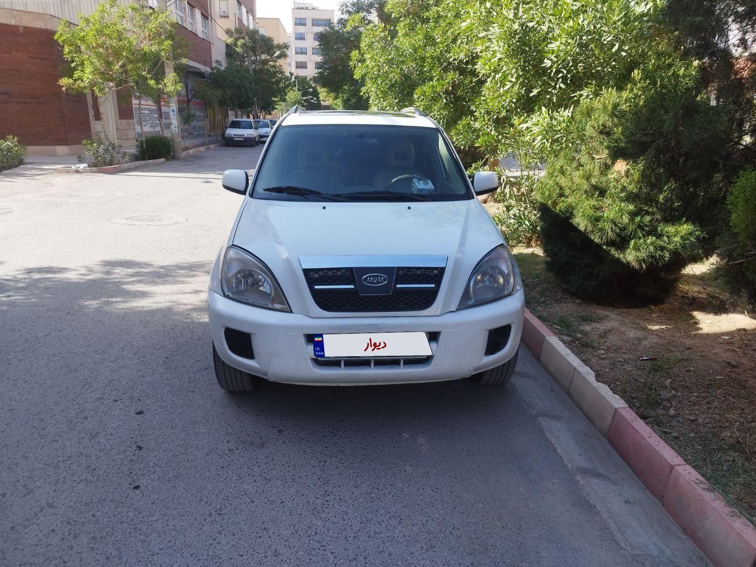 خودرو ام وی ام، X33 آگهی ann_18072906