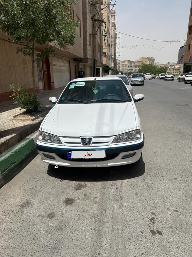 پژو پارس XU7P - 1402