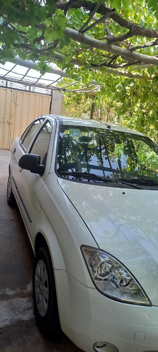 تیبا صندوق دار SX - 1399