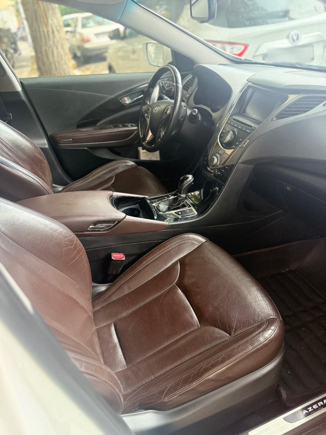 هیوندای آزرا (گرنجور) 3000cc - 2012